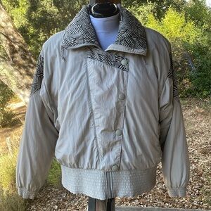 Serac ski jacket neutral understated 80s style EUC
